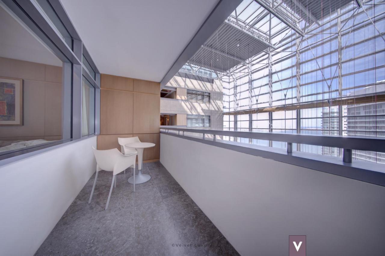Conrad Miami Suites By Seven Екстериор снимка